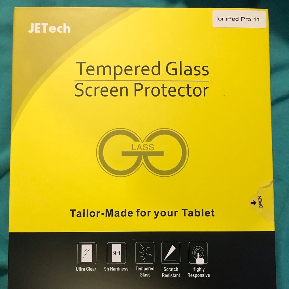 JETech iPad Pro 11 tempered glass screen protector